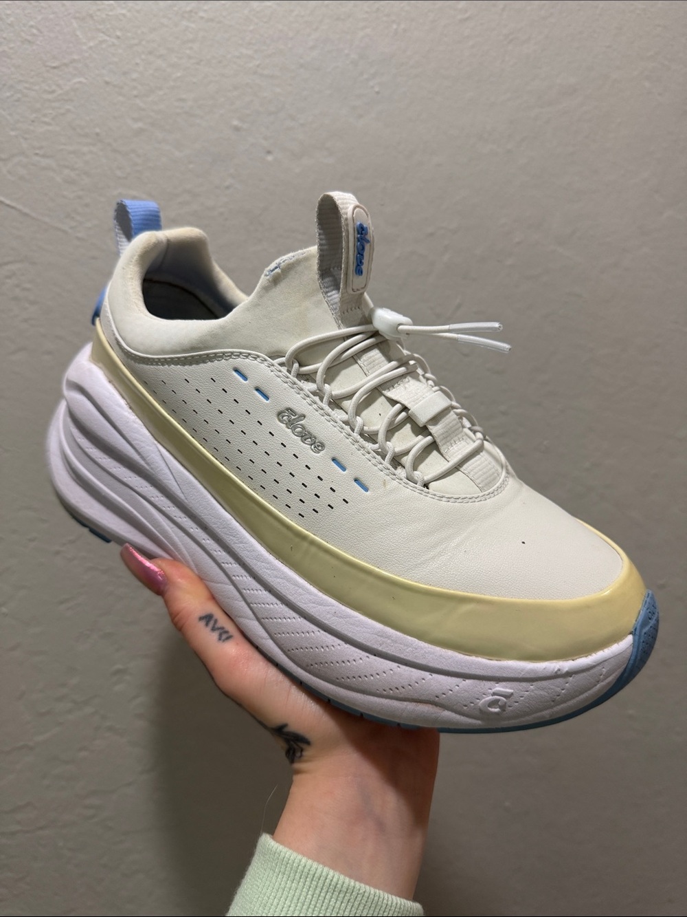 RARE Clove Forte Max Cushion Platform Shoe
